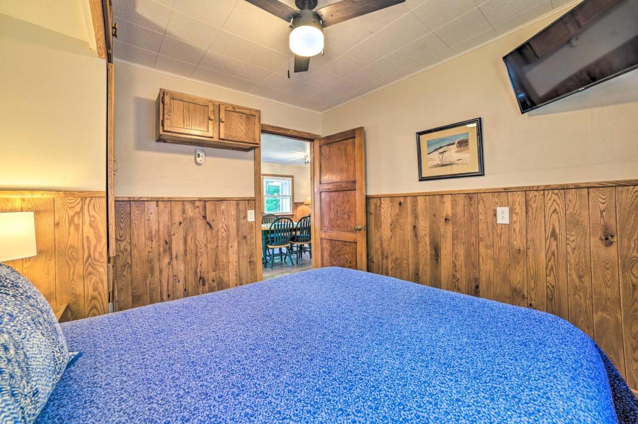 East Tawas Lakefront Getaway With Kayaks And Deck Dış mekan fotoğraf