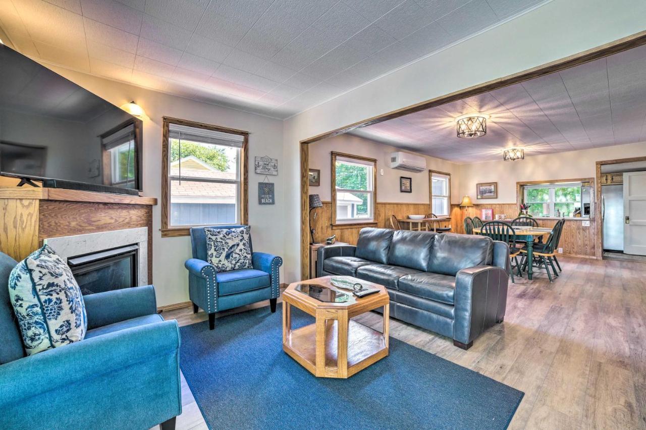 East Tawas Lakefront Getaway With Kayaks And Deck Dış mekan fotoğraf