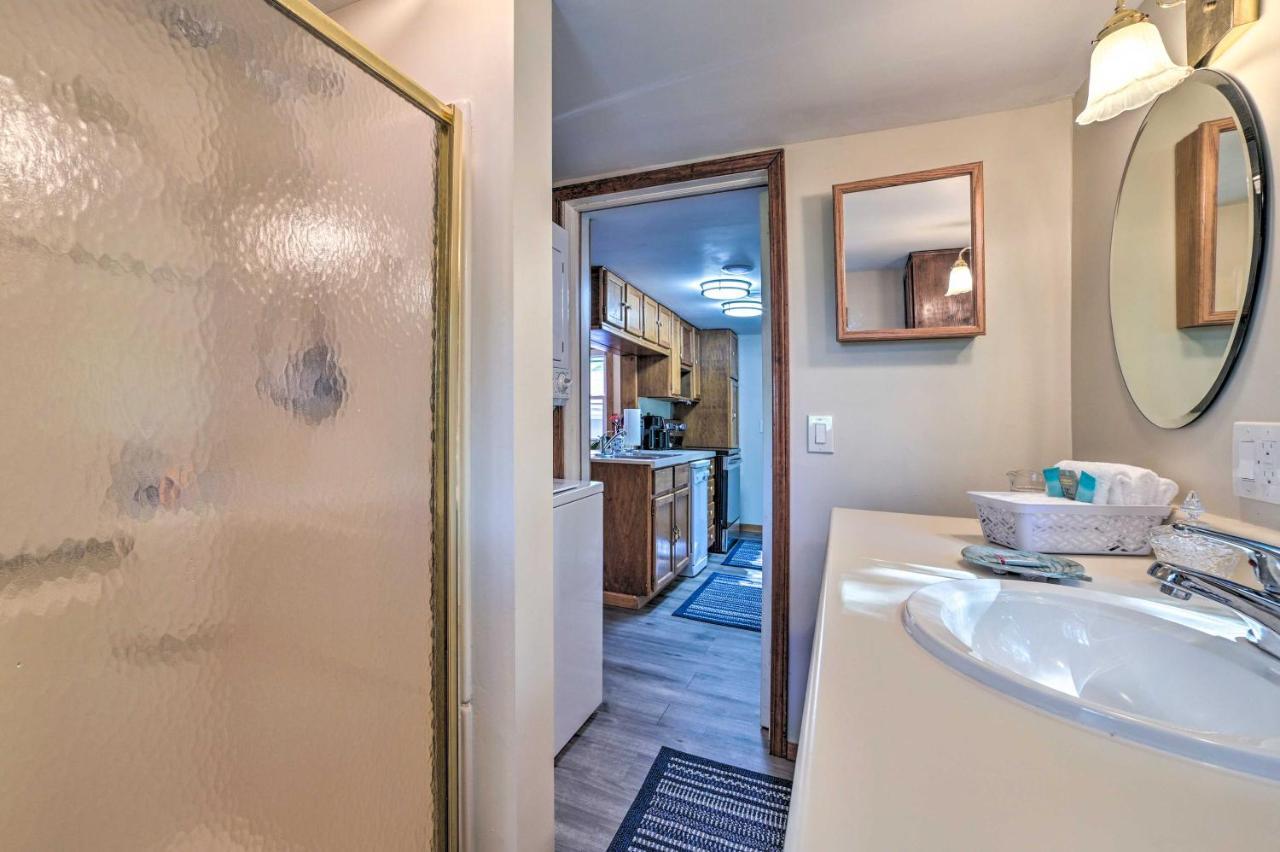 East Tawas Lakefront Getaway With Kayaks And Deck Dış mekan fotoğraf